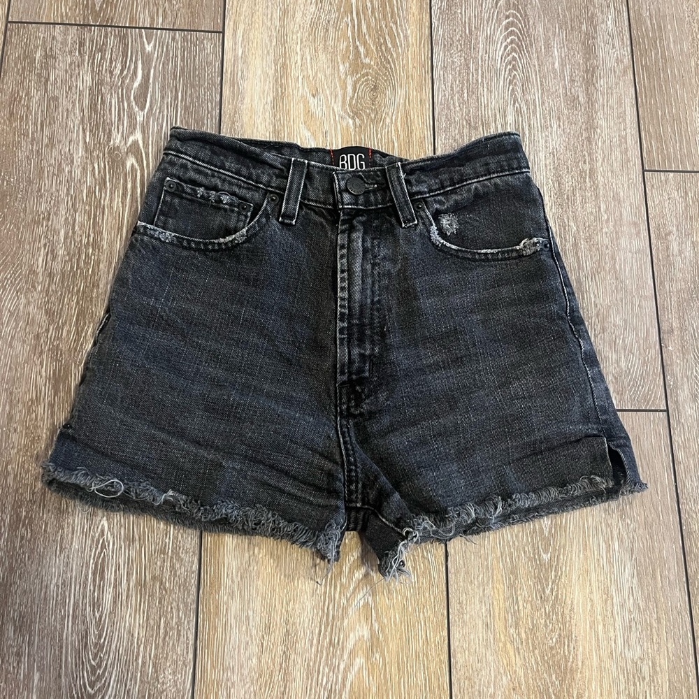 urban outfitters jean shorts